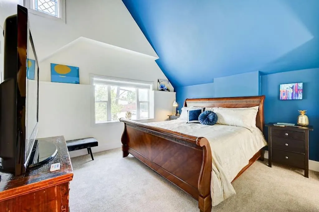 Victorian Manor 1 Mile From Downtown Denver! 덴버