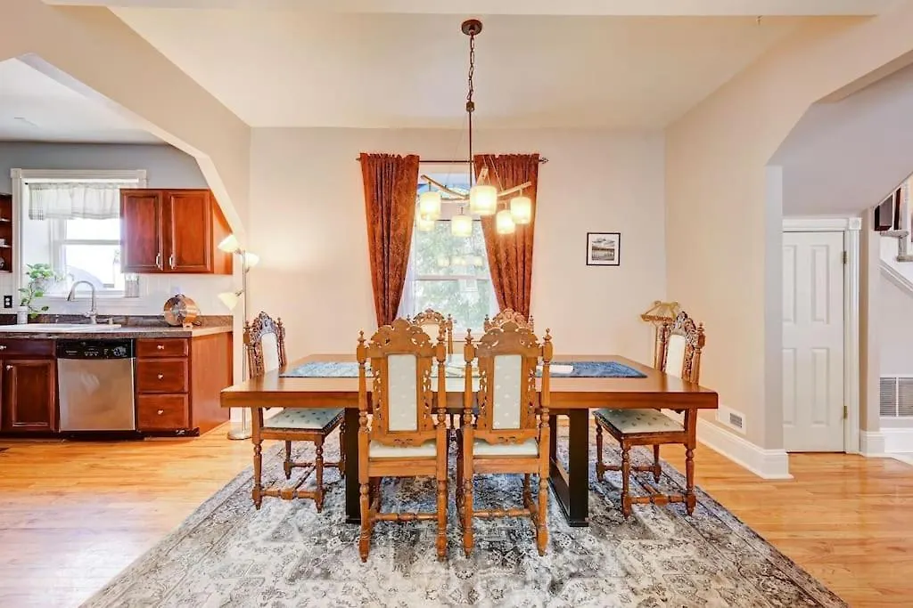 Victorian Manor 1 Mile From Downtown Denver! 펜션